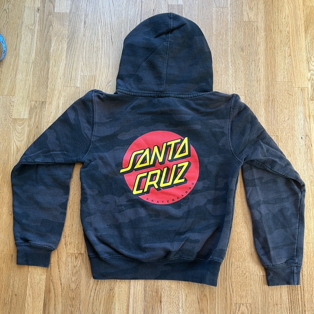Santa Cruz skateboards kids hoodie - Picture 3 of 3